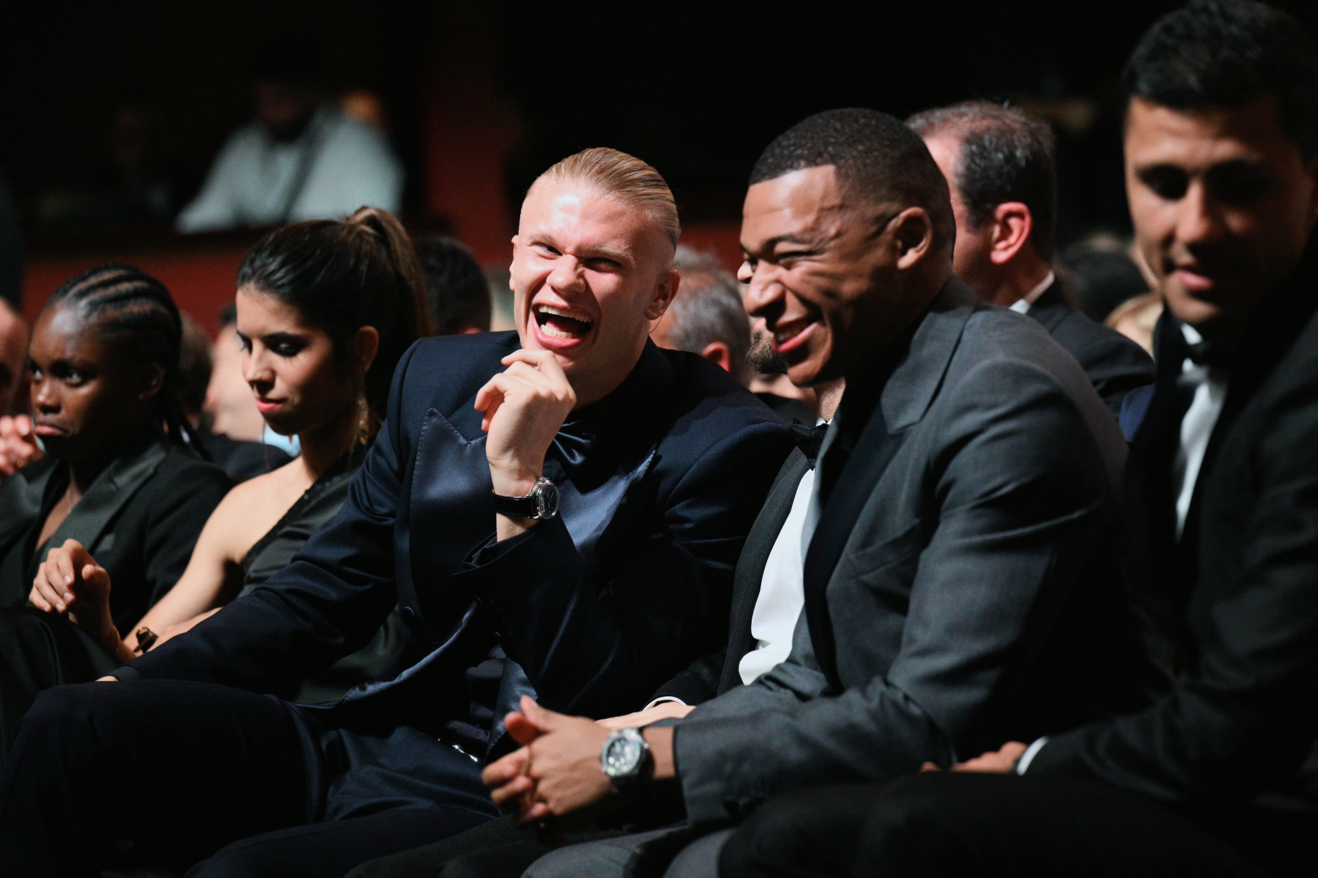 关于欧预赛挪威与摩尔多瓦在周日对决的信息