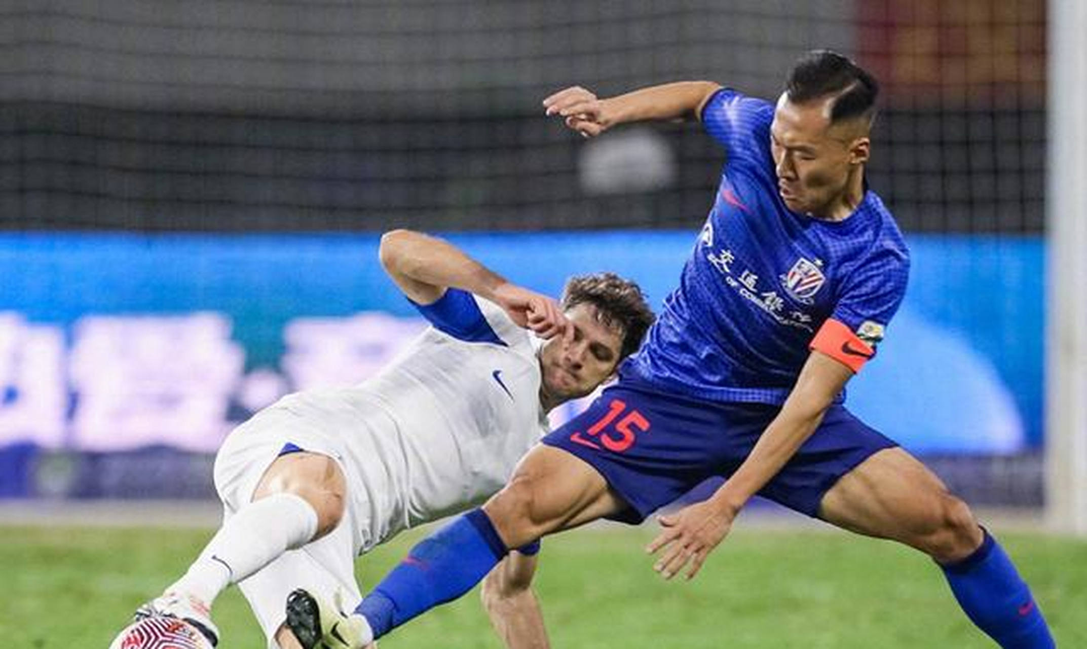 米兰体育电竞-大连一方客场战平恒大，中超强队鏖战的简单介绍
